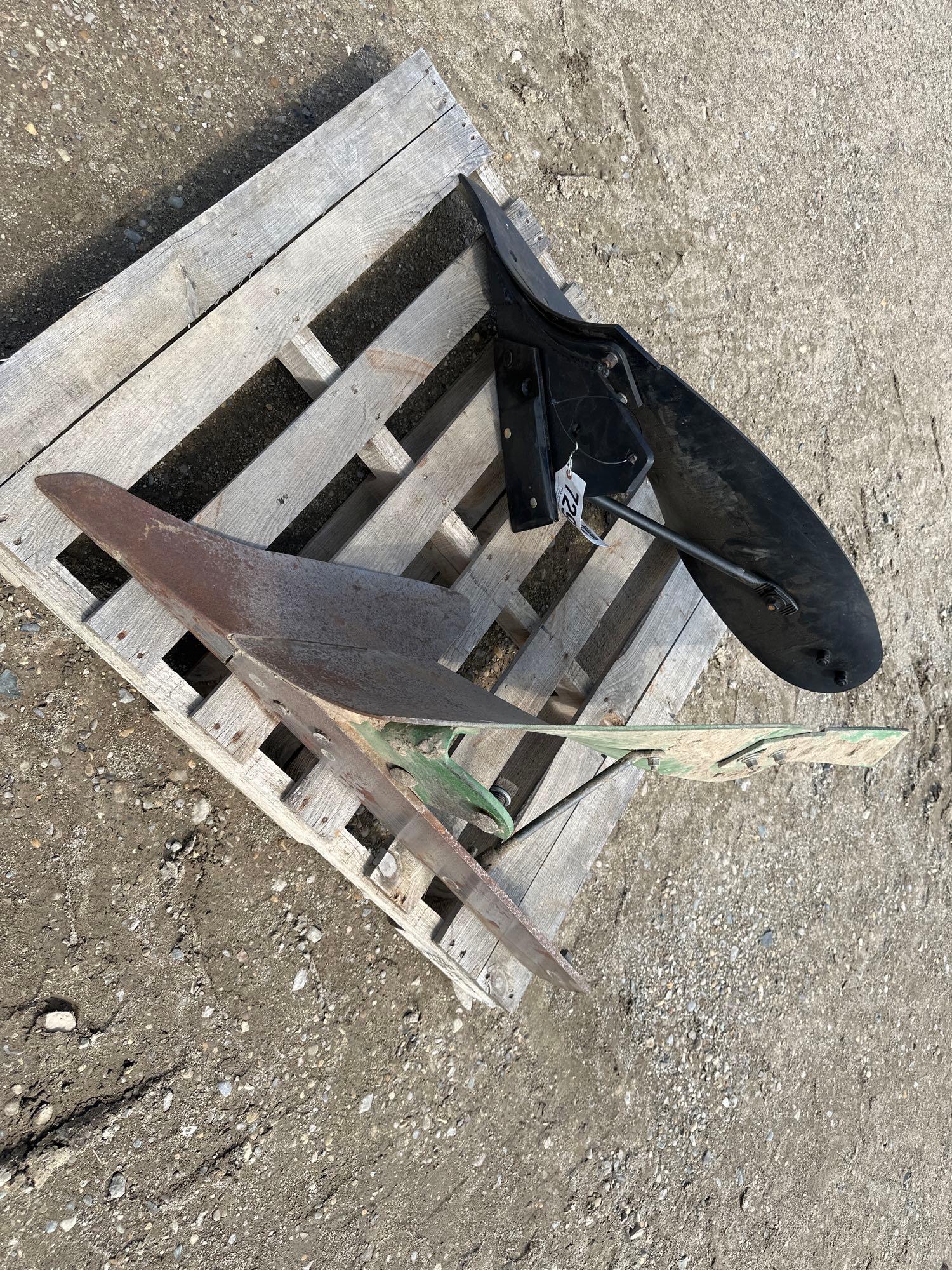 7293-(2) JOHN DEERE PLOW BOTTOMS