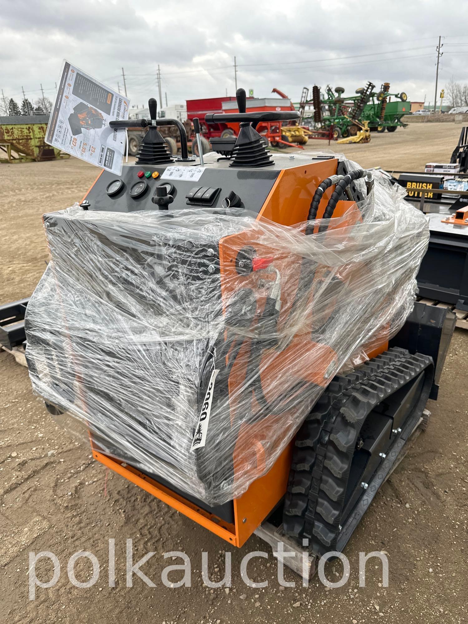 MINI SKIDSTEER LOADER