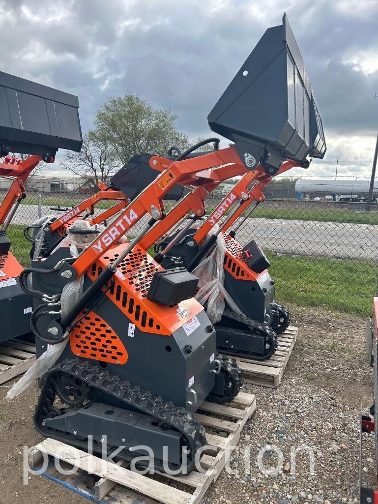 MINI SKIDSTEER LOADER