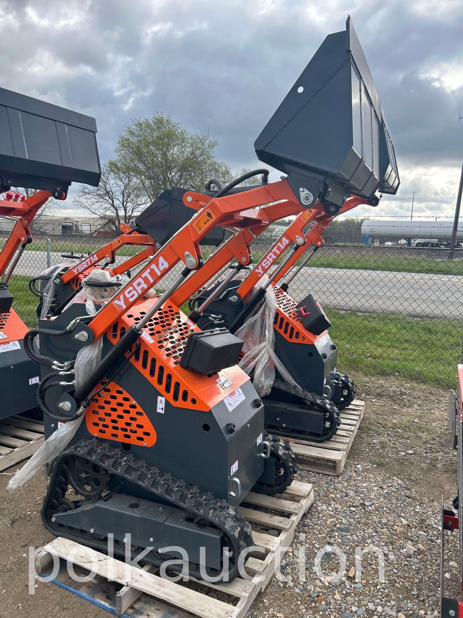 MINI SKID STEER LOADER