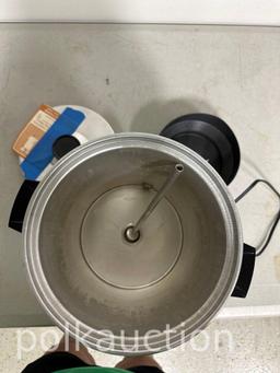 JOHN DEERE COFFEE MAKER