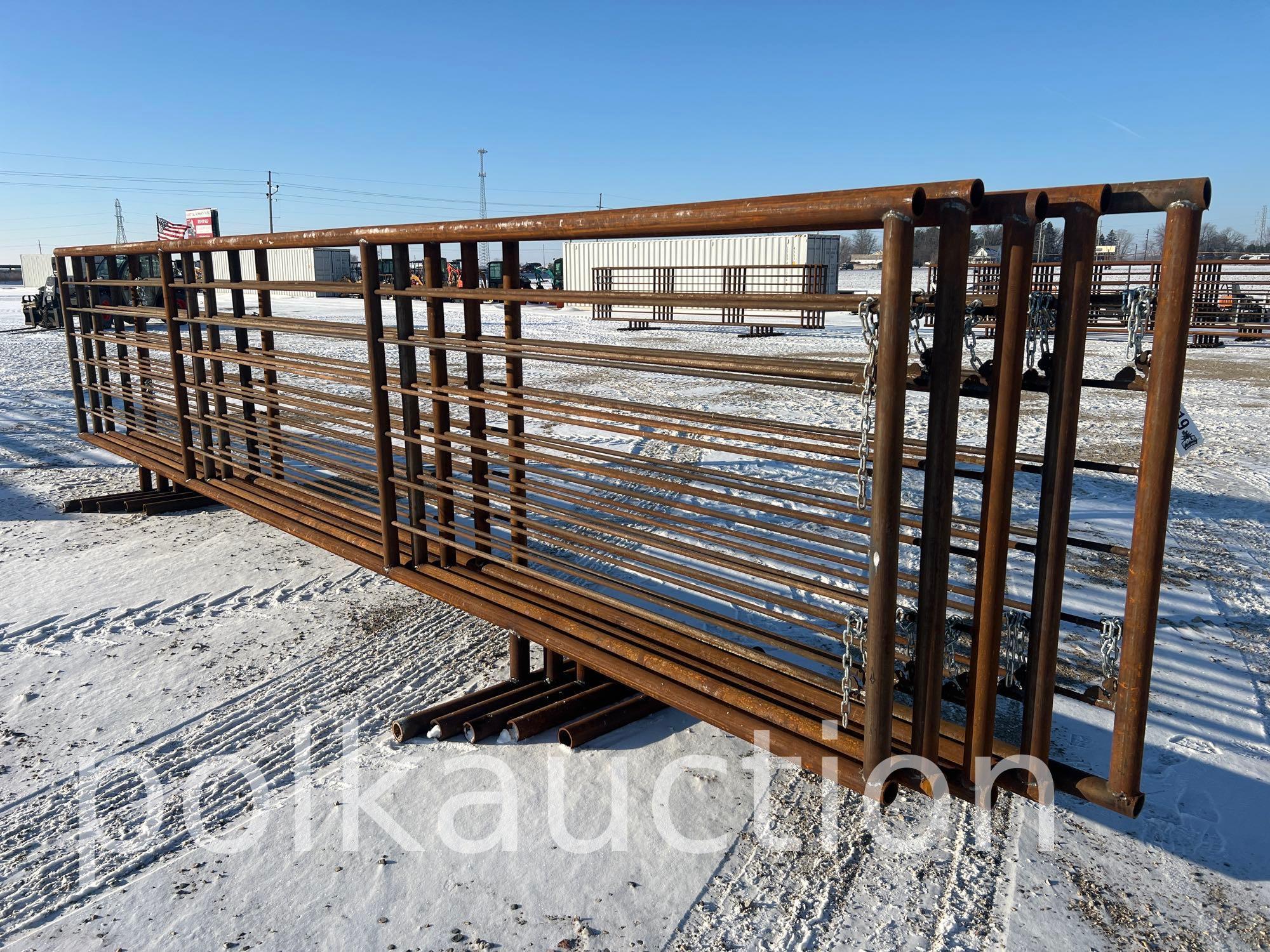 819 - (5) CATTLE PANELS w/ GATES (SOLD x $)