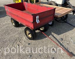10502 - SMALL RED TRAILER WAGON (