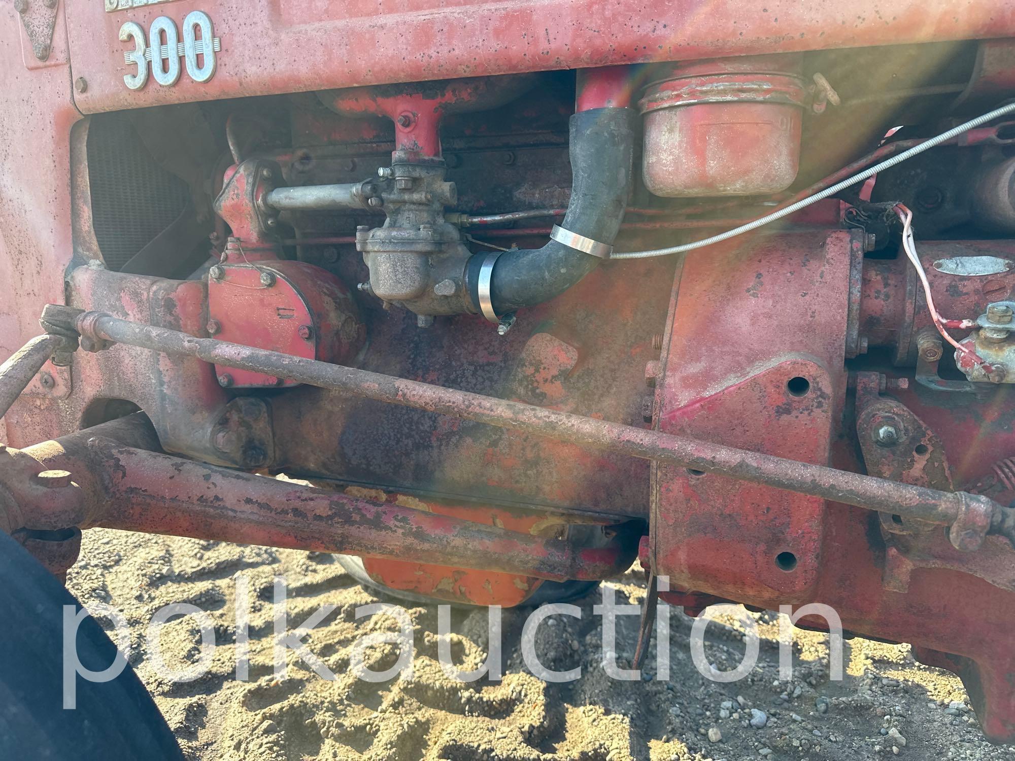 8740 - INT 300 UTILITY (SN# 28512)