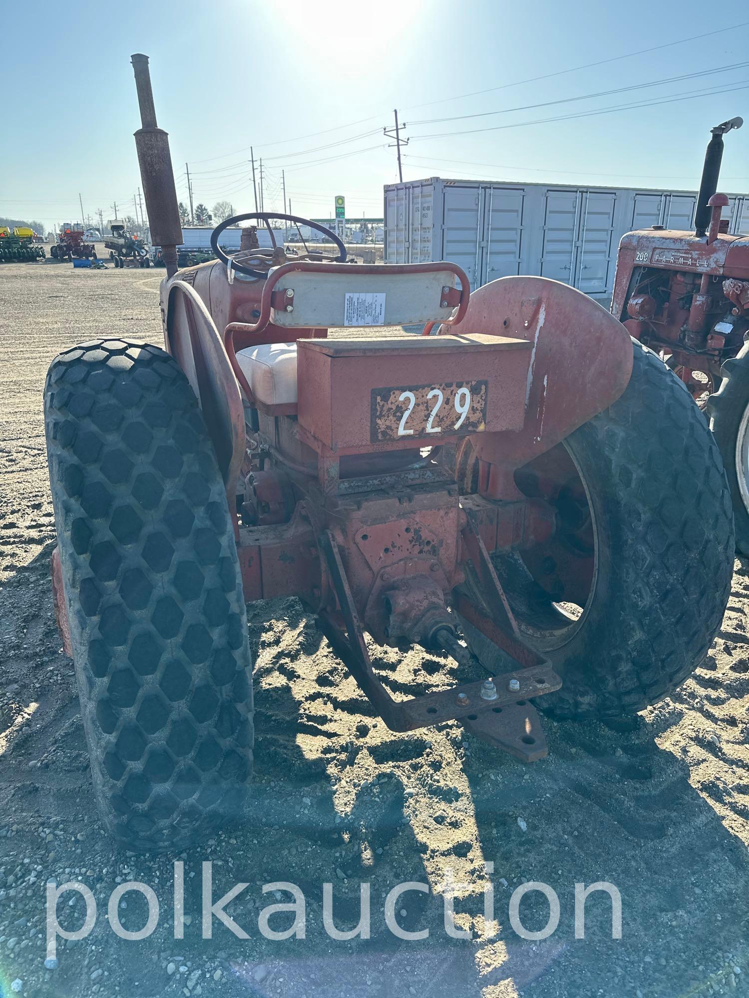8740 - INT 300 UTILITY (SN# 28512)
