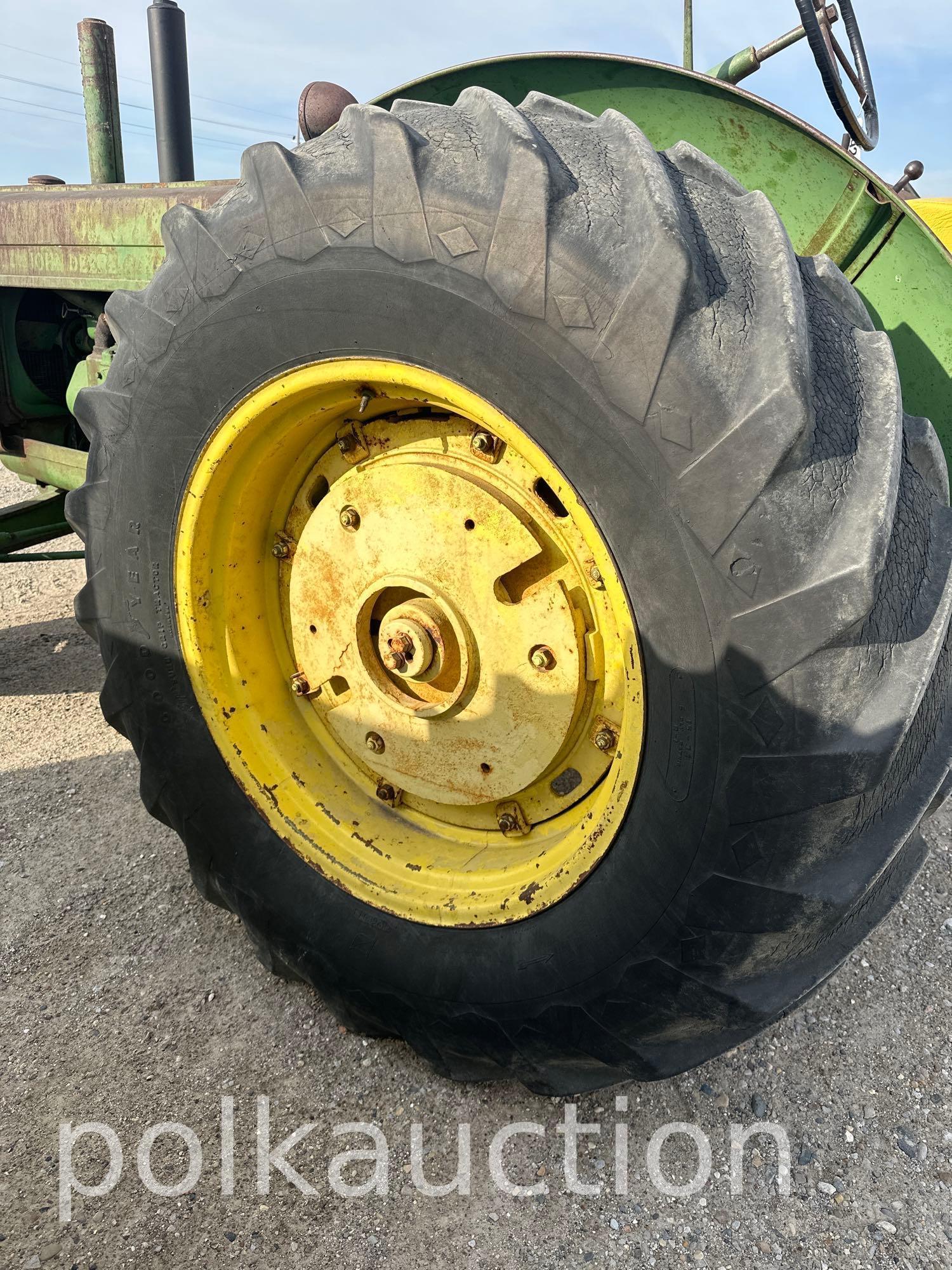9240 - JOHN DEERE R (SN# 7653)