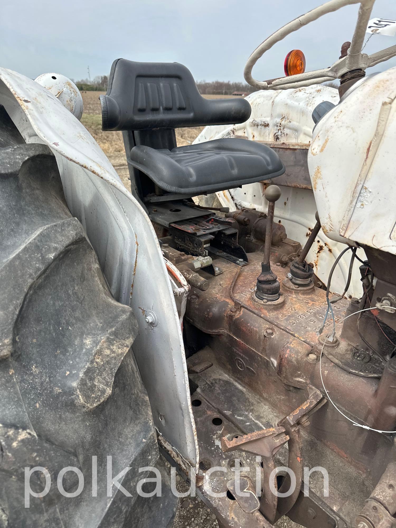 9410 - DAVID BROWN 990 (SN# 990A 498701)