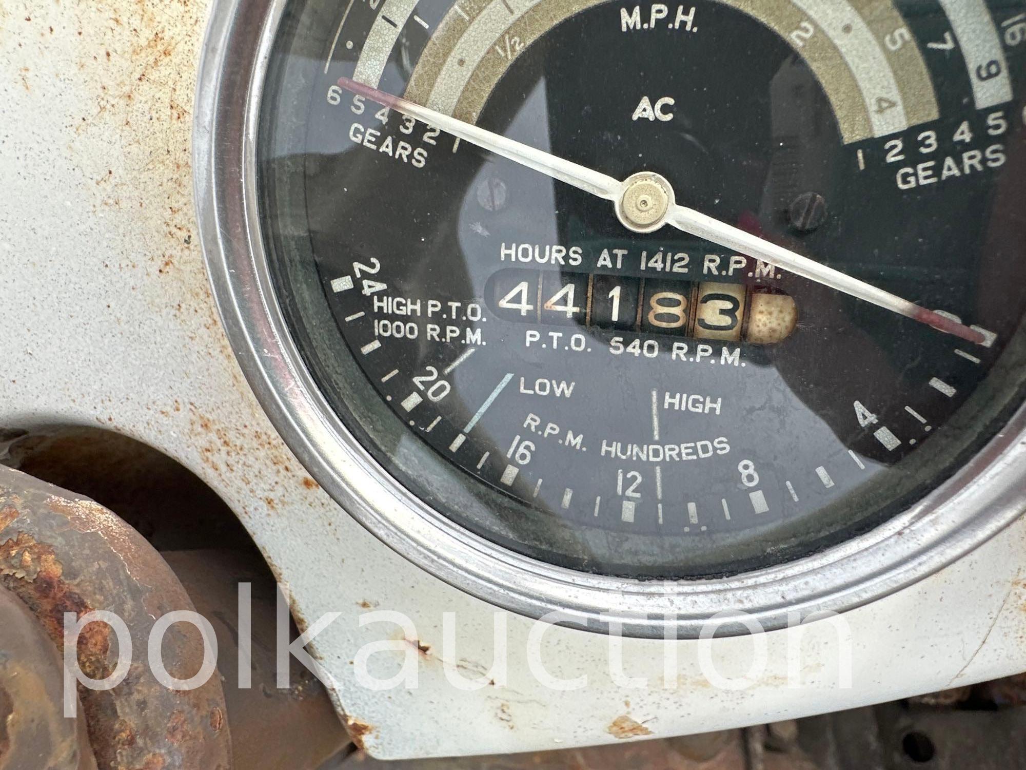 9410 - DAVID BROWN 990 (SN# 990A 498701)