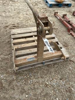 9589 - 3PT BALE SPEAR