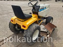 9898 - CUB CADET HYDRO 2072 (SN# 761281)