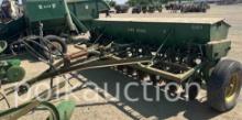 10687 - JOHN DEERE VAN BRUNT MODEL FB-B FERTILIZER-GRAIN DRILL