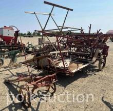 10699 - McCORMICK DEERING GRAIN BINDER