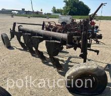 10708 - OLIVER 4 BTM PIPE PLOW - 16"