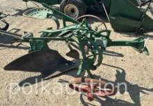 10727 - OLIVER A424 SULKY PLOW