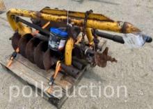 10793 - DANUSER F8 3PT POSTHOLE DIGGER