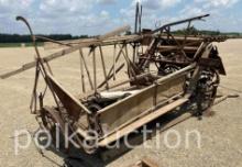 10806 - McCORMICK DEERING GRAIN BINDER