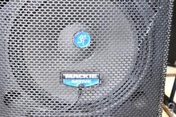 TWO MACKIE SA1532z ACTIVE SPEAKERS