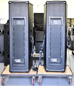 TWO MACKIE SA1532z ACTIVE SPEAKERS