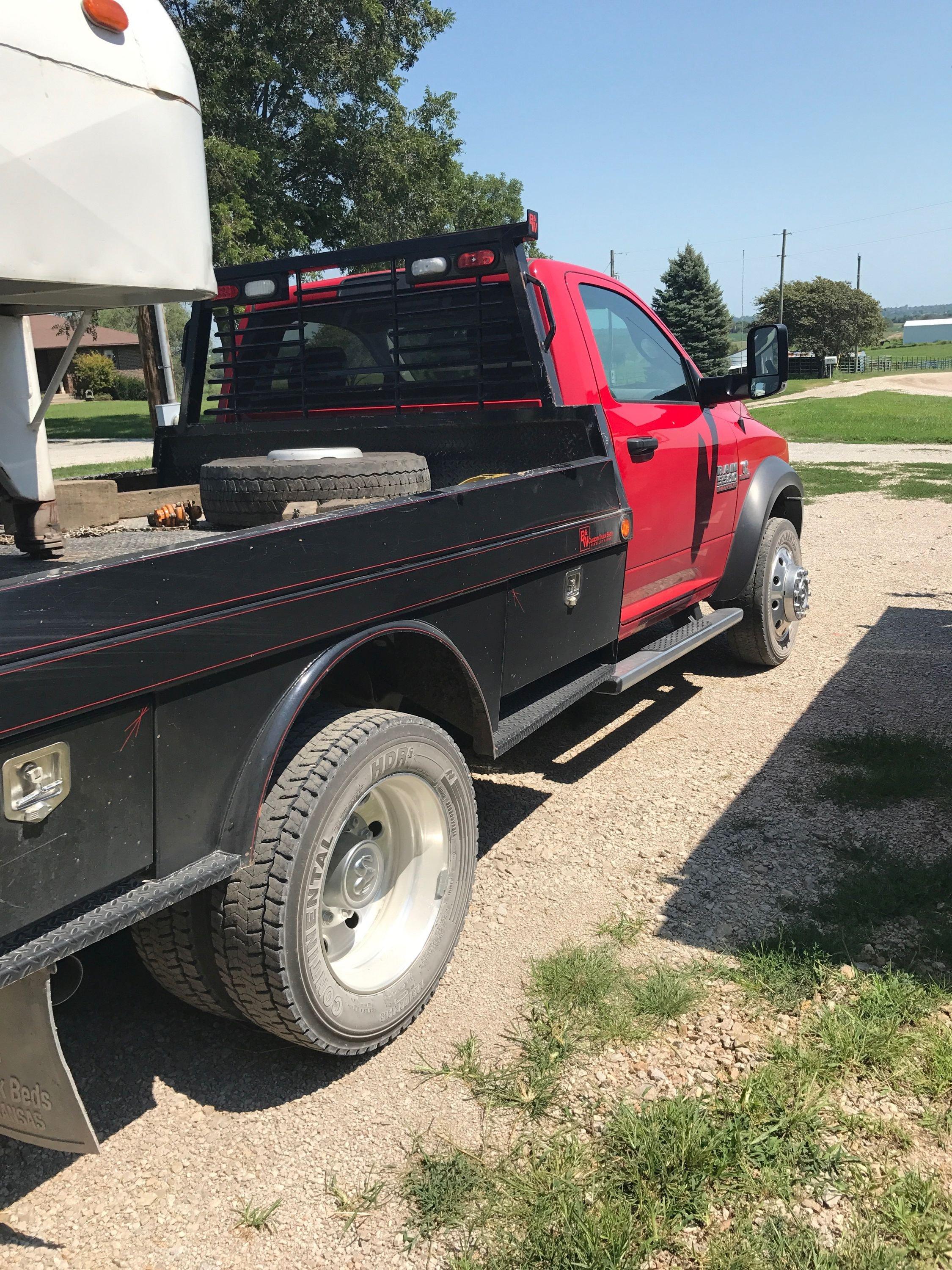 2016 Ram 5500 Pick-Up Truck, 4x4, Flatbed, Cummins Dsl, 36K Miles