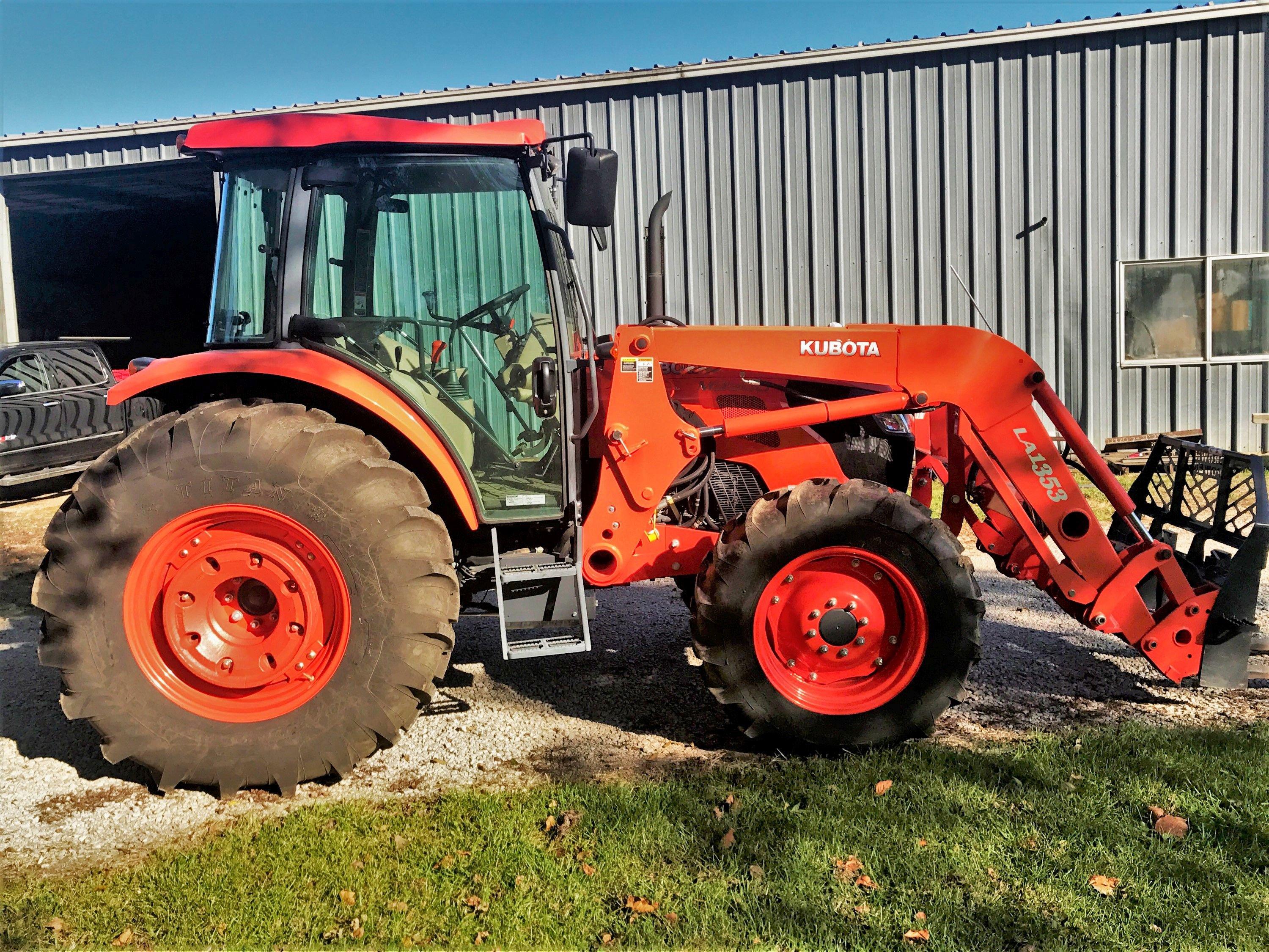 Kubota M9960D Tractor w/ LA1353 Ldr, MFWD, Cab, Only 40 Hrs.