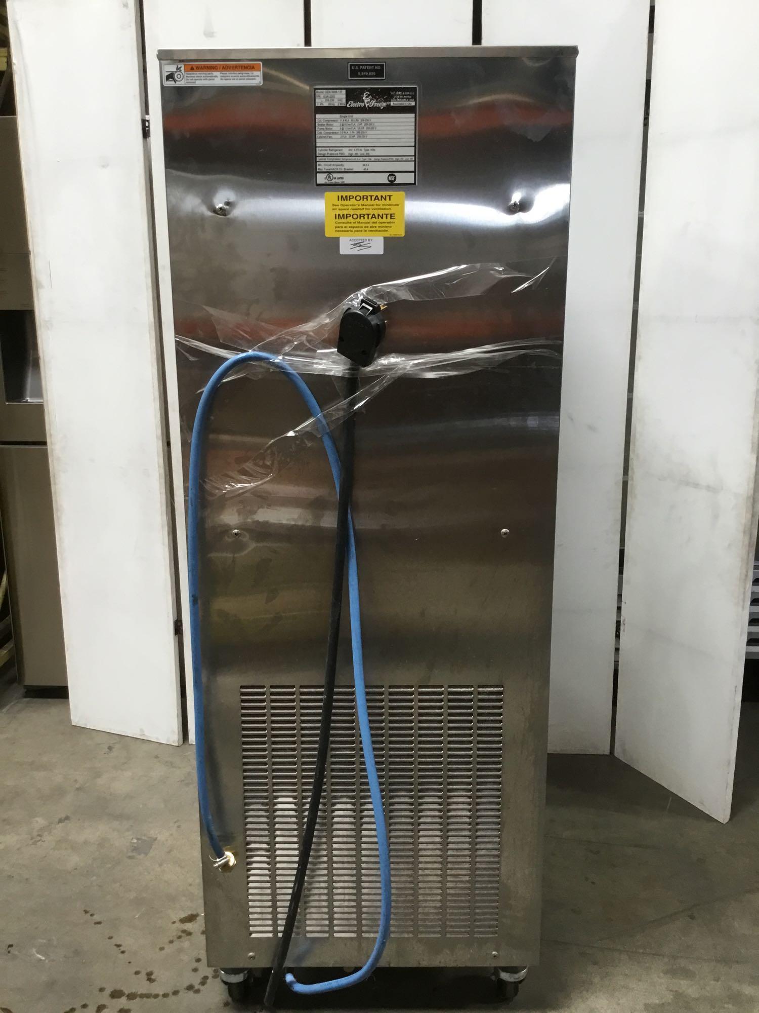 Electro Freeze Dual 20 Quart Pressurized Soft Serve Freezer With VQM ***WORKING***