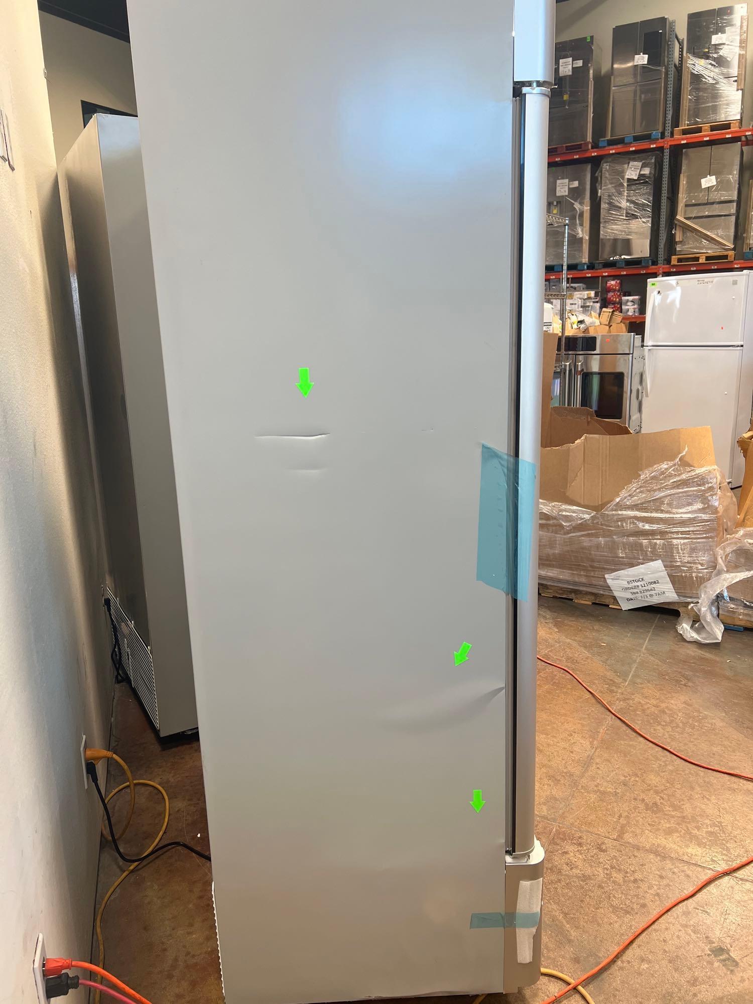 Premium Levella 29 cu.ft Commercial Double Door Display Refrigerator*GETS COLD*