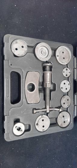 Napa Rear Brake Caliper Set