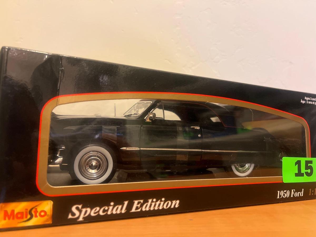 1950 Ford 1/18 Special Edition Die Cast Collectible