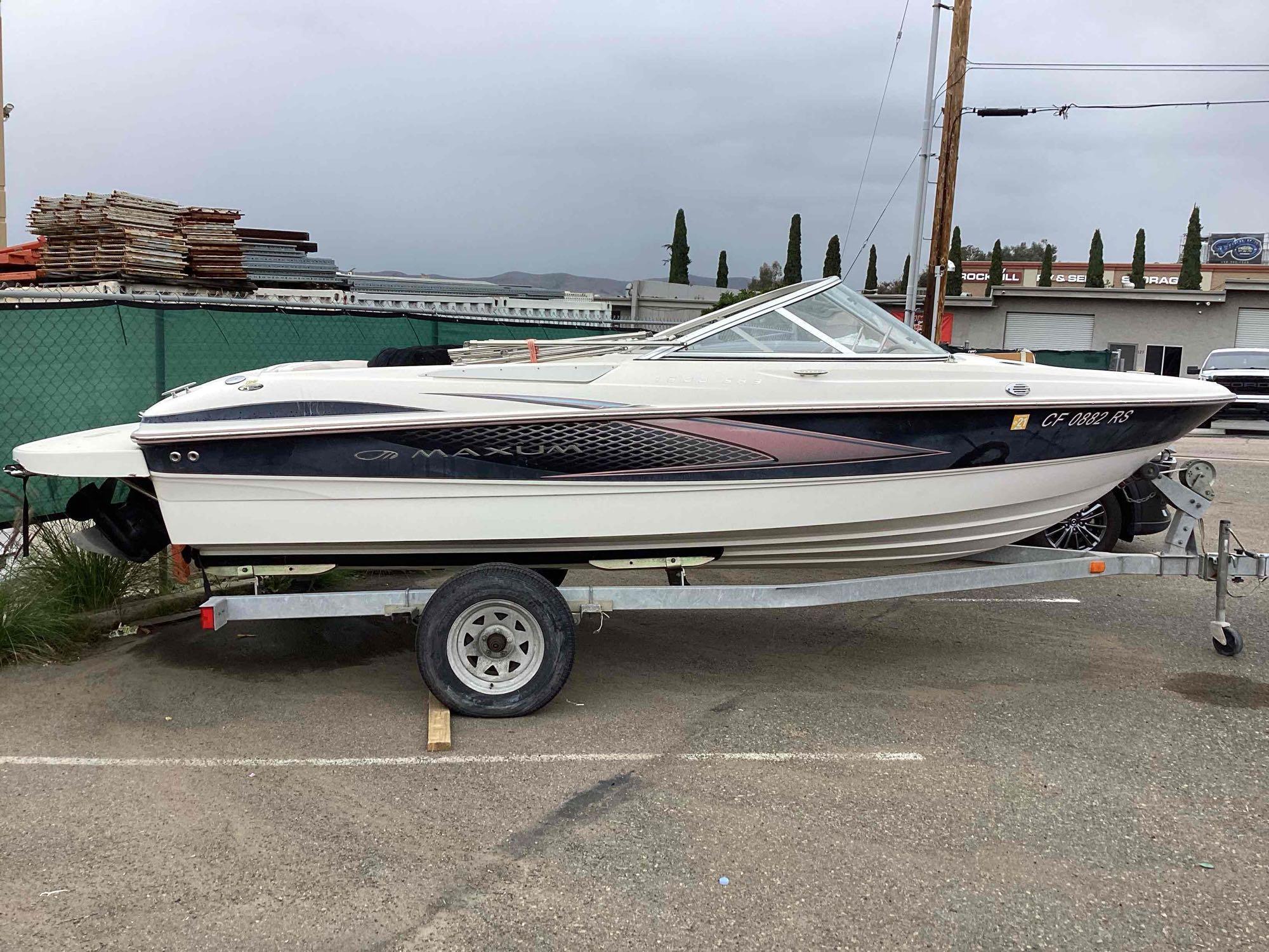 2008 Maxum 1800 SR3 Boat with Trailer