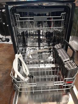 GE Profile 24 in. Top Control Dishwasher*PREVIOUSLY INSTALLED*