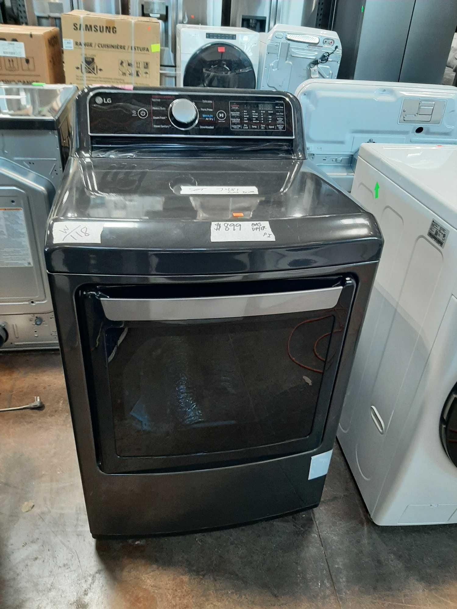 LG Mega Capacity Smart Washer and Gas Dryer Set*PREVIOUSLY INSTALLED*