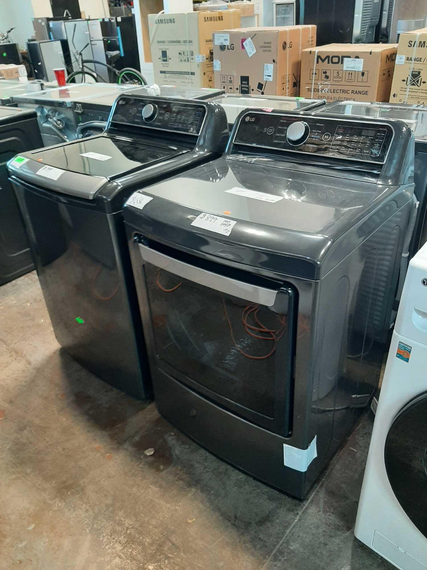 LG Mega Capacity Smart Washer and Gas Dryer Set*PREVIOUSLY INSTALLED*