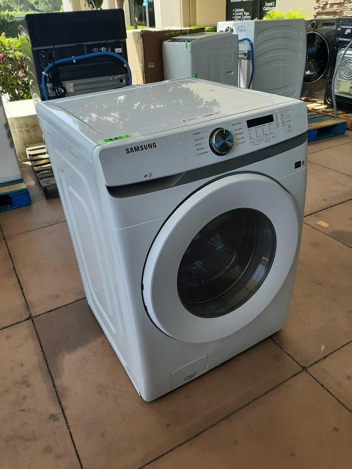 Samsung 4.5 Cu. Ft. High Efficiency Stackable Smart Front Load Washer*PREVIOUSLY INSTALLED*
