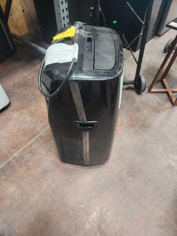 De'Longhi Black Portable Air Cooler and Dehumidifier