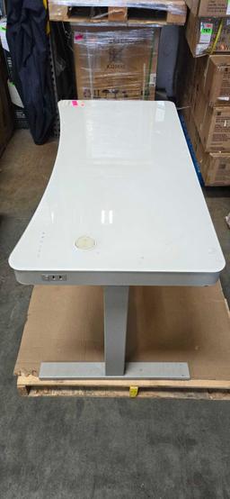 Tresanti adjustable height desk*FUNCTIONS*