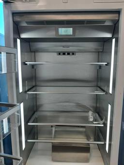 Thermador Freedom 30 in. Built in Freezer Column Panel Ready*COLD*PREVIOUSLY INSTALLED*