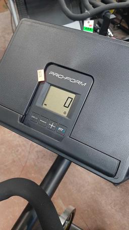 Proform Tour De France CBC Exercise Spin Bike with Tablet Holder*TURNS ON*