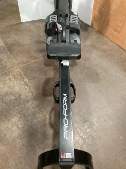 Pro-Form Seated Row Machine***DOES NOT TURN ON***