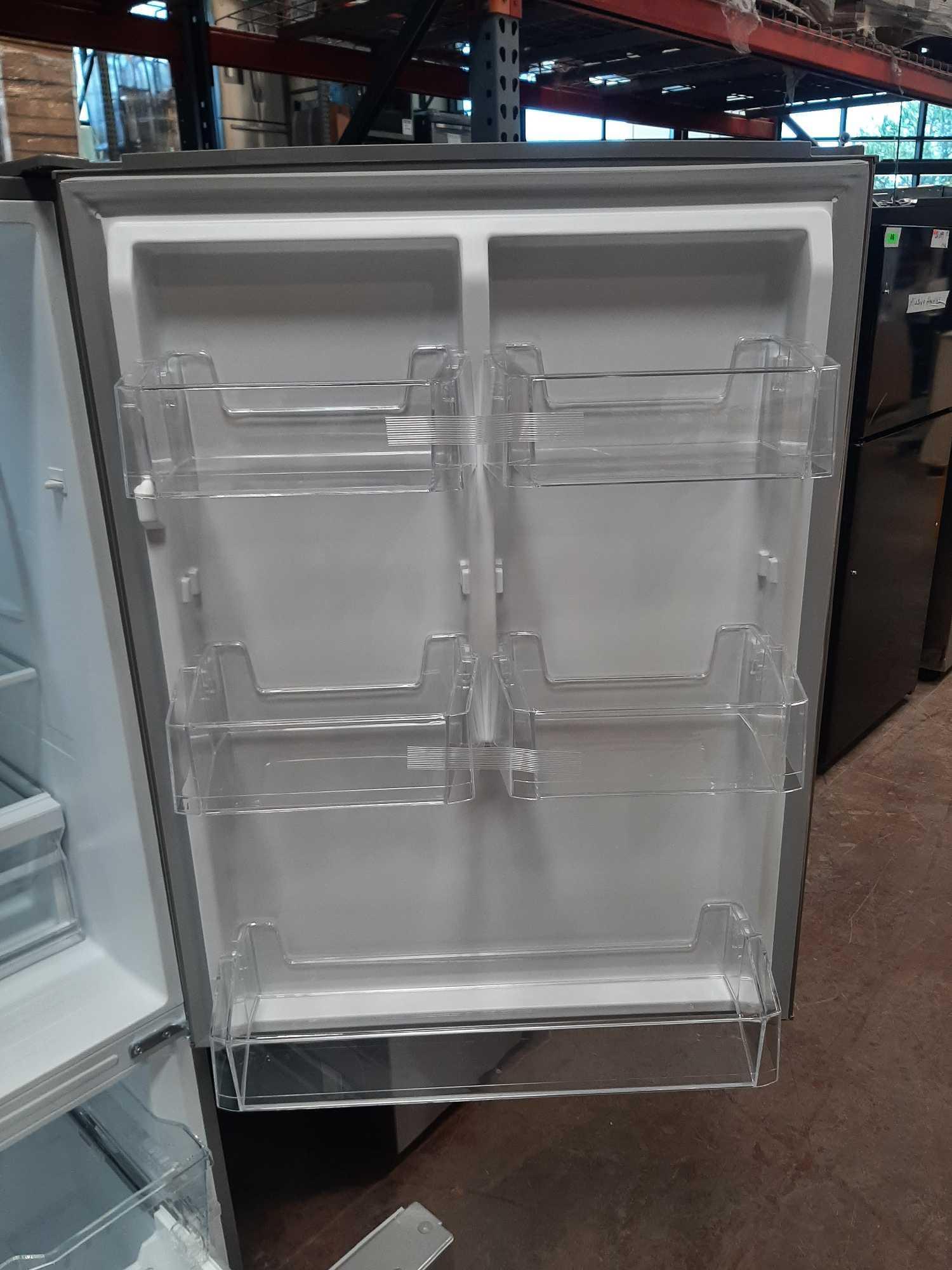 Insignia 18.6 Cu. Ft. Bottom Freezer Refrigerator*COLD*PREVIOUSLY INSTALLED*