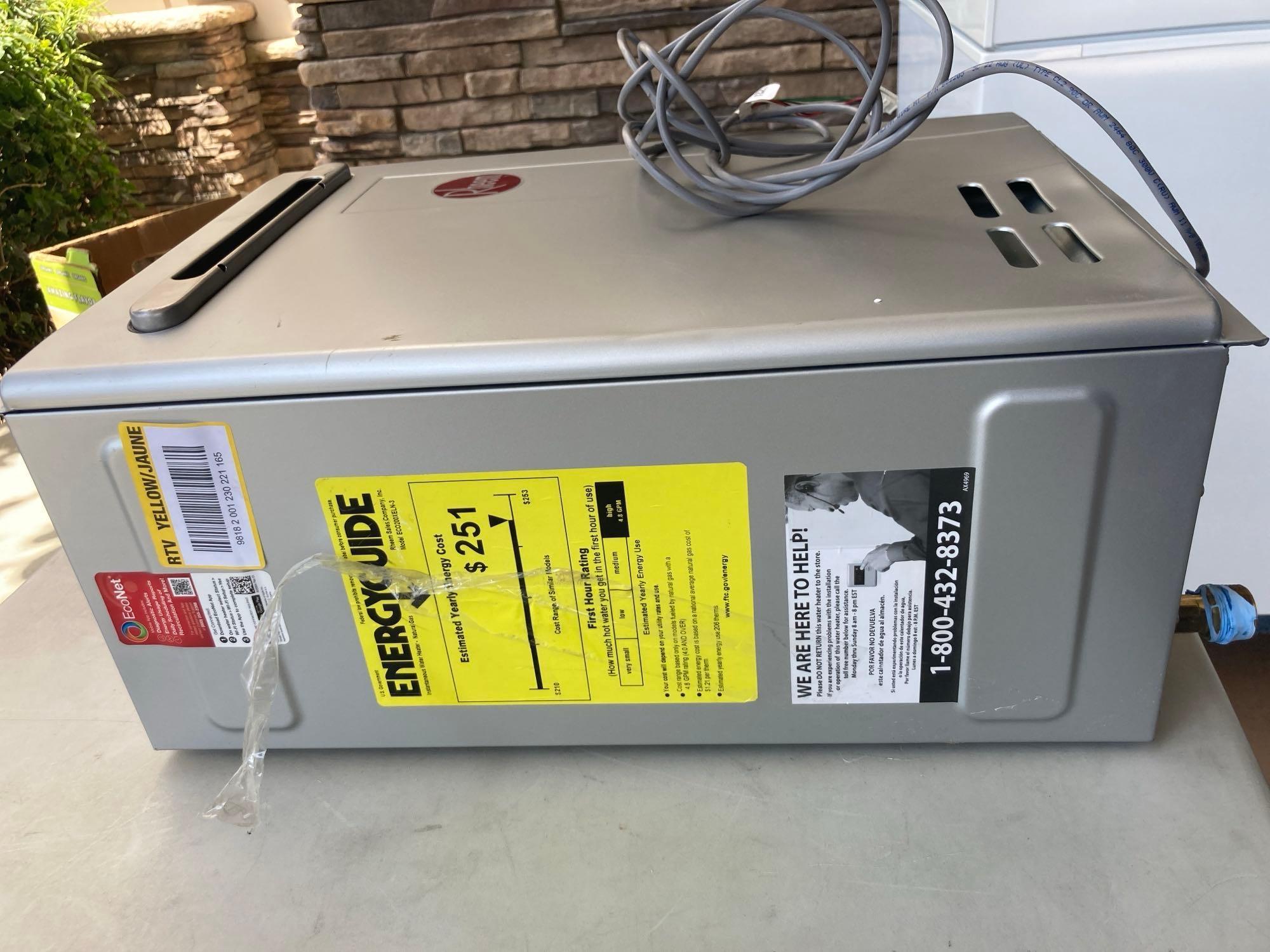 Rheem Performance Plus 9.5 GPM Natural Gas Outdoor Smart Tankless Water Heater*PREVIOUSLY