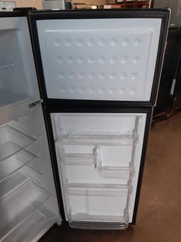 Frigidaire 7.5 cu. ft. Mini Refrigerator with Top Freezer*COLD*PREVIOUSLY INSTALLED*BROKEN HANDLE*