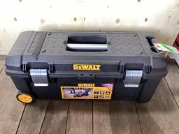 DeWalt 28? Rolling Tool Box