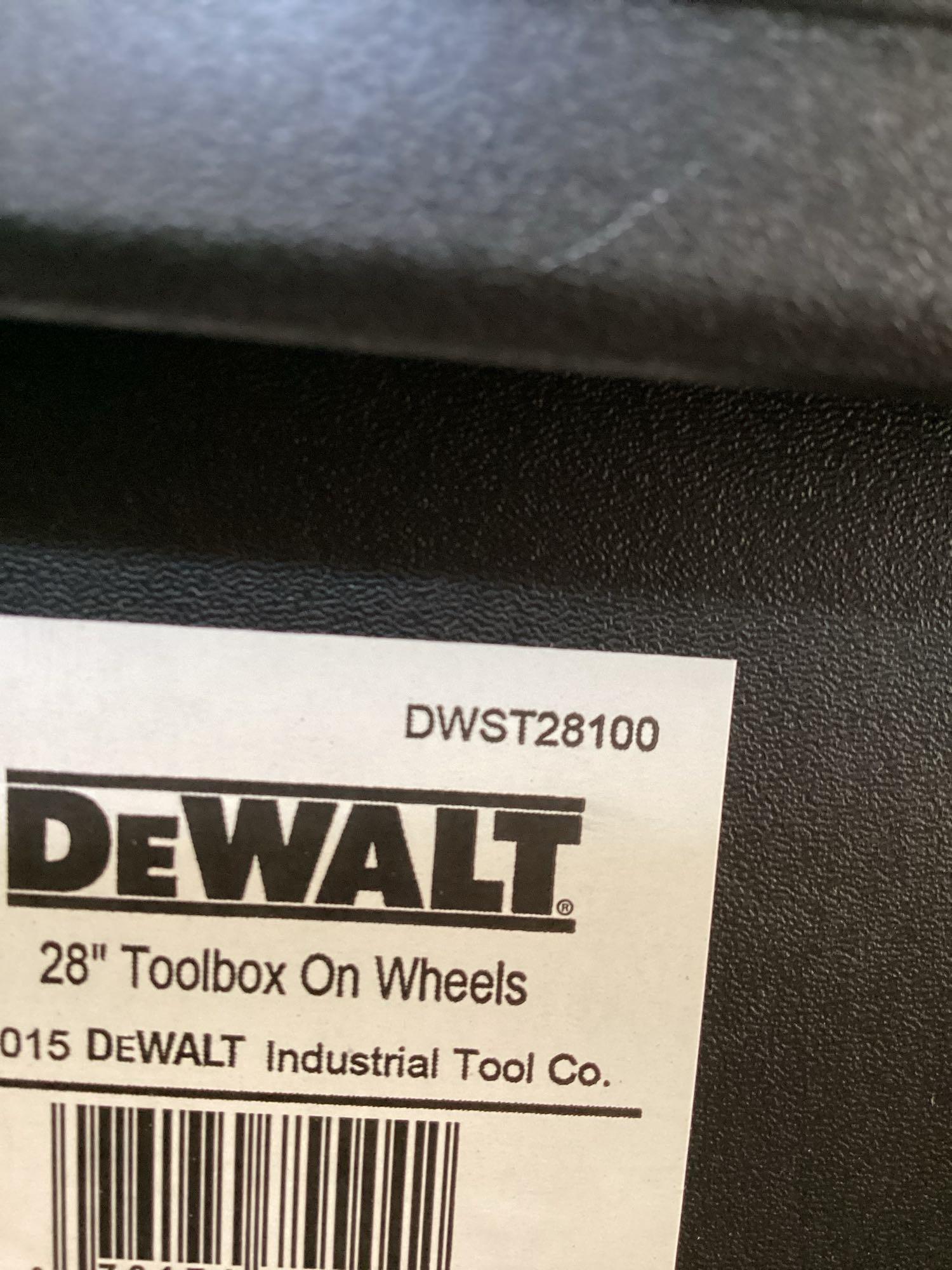 DeWalt 28? Rolling Tool Box