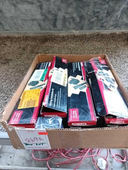 Box Lot Of (4) Roberts Flooring Installation Kits