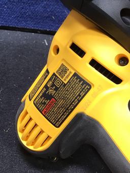 DeWALT Disc Sander*TURNS ON*