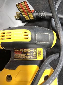 DeWALT 1/4 Sheet Palm Sander*TURNS ON*