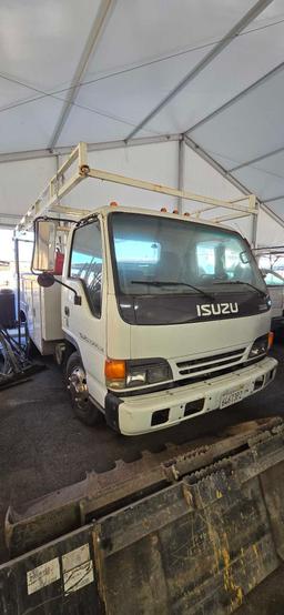 2000 Isuzu NPR-HD Truck