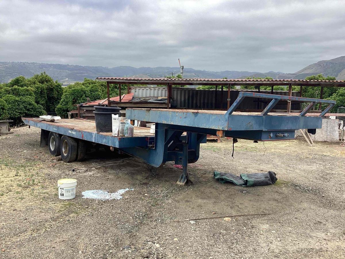 50 Ton Tilt Trailer w/ 5th Wheel Hitch