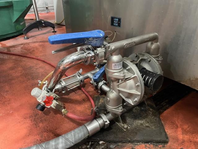 Palmer Rotary 12 Head Can Filler and DePalletizer