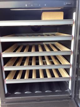 Vintec 41 Bottle Single-Zone Wine Cabinet